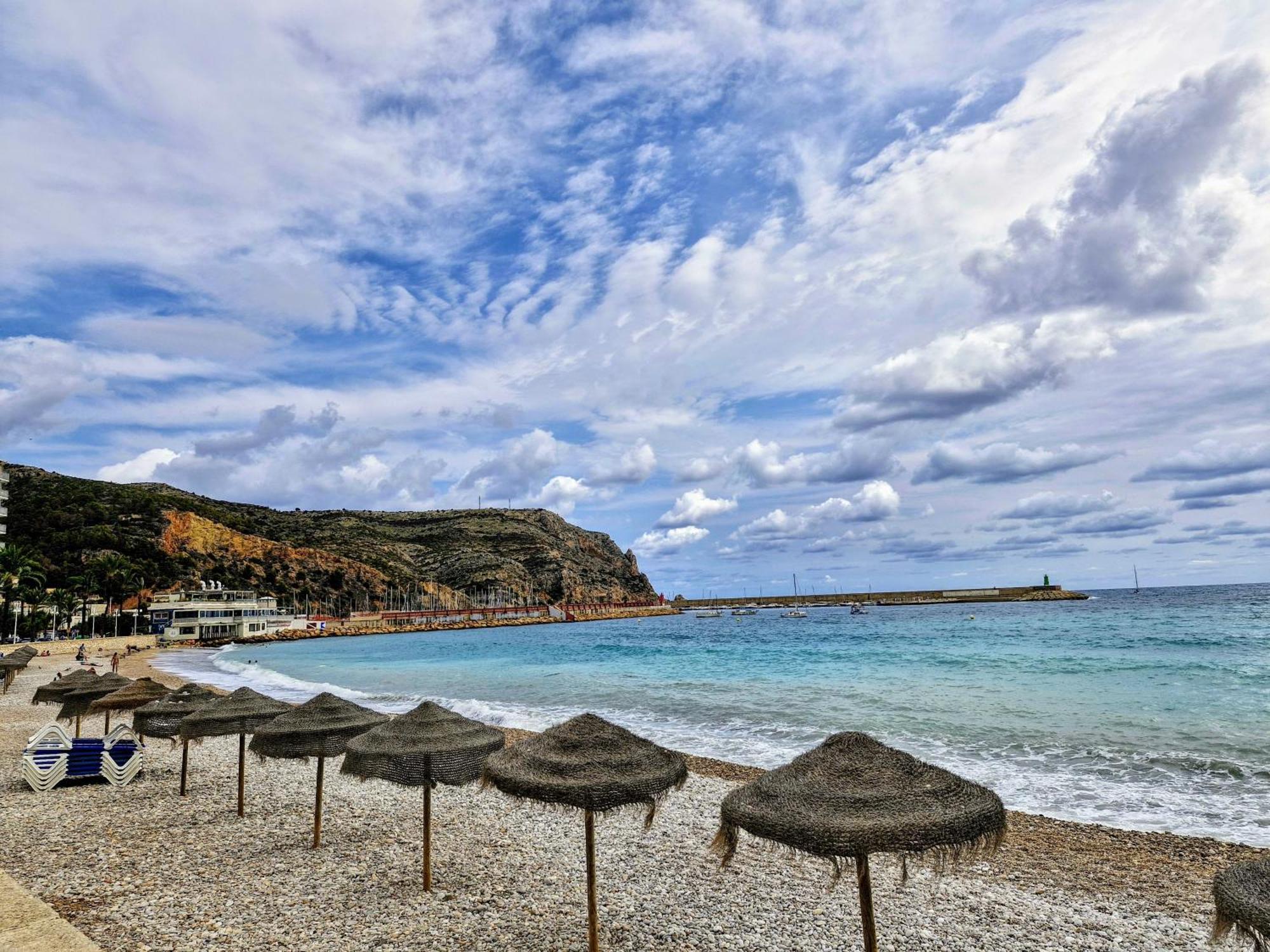 Apartamento, Vistas Al Mar, A 3 Minutos De La Playa Caminando 哈维亚 外观 照片